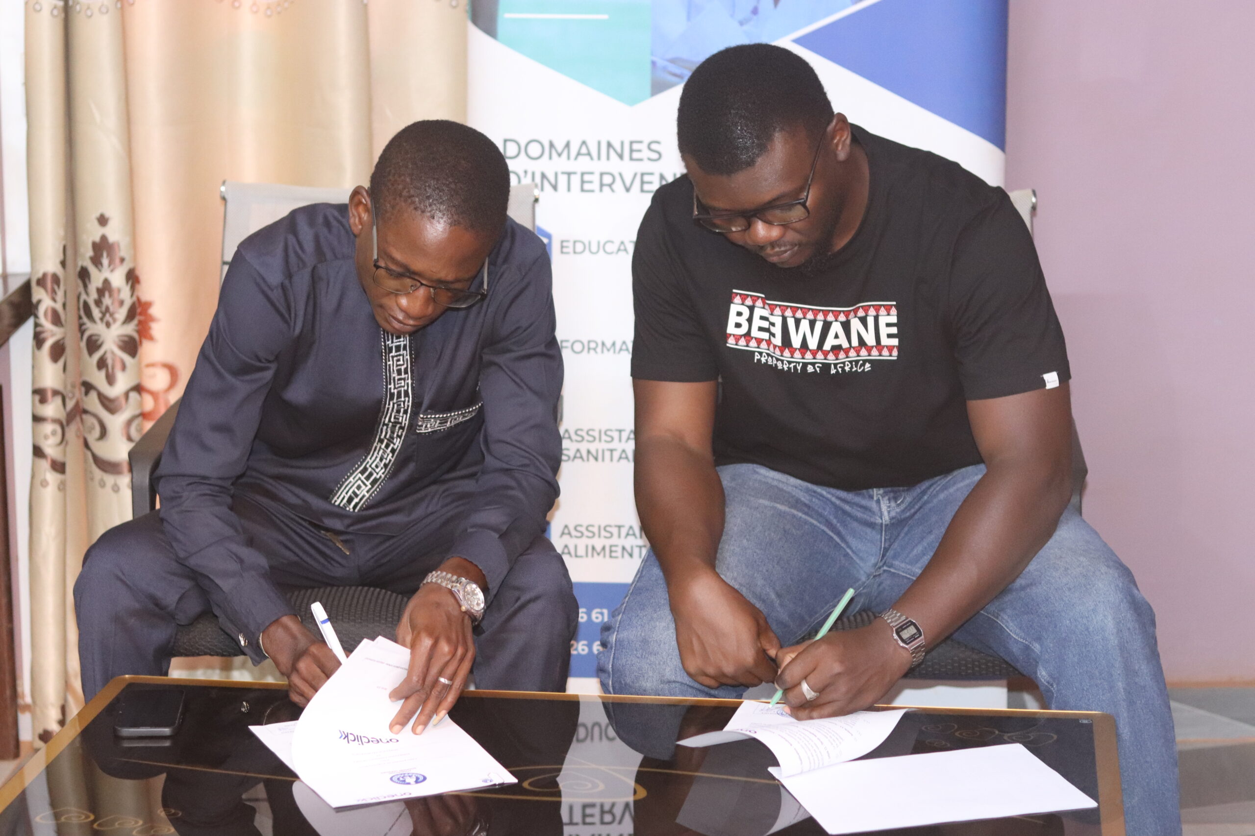 You are currently viewing 𝐒𝐢𝐠𝐧𝐚𝐭𝐮𝐫𝐞 𝐝𝐞 𝐜𝐨𝐧𝐯𝐞𝐧𝐭𝐢𝐨𝐧 𝐝𝐞 𝐩𝐚𝐫𝐭𝐞𝐧𝐚𝐫𝐢𝐚𝐭 – 𝐅𝐨𝐧𝐝𝐚𝐭𝐢𝐨𝐧 𝐄𝐝𝐦𝐨𝐧𝐝 𝐓𝐚𝐩𝐬𝐨𝐛𝐚-𝐎𝐧𝐞𝐂𝐥𝐢𝐜𝐤 𝐓𝐞𝐜𝐡𝐧𝐨𝐥𝐨𝐠𝐲